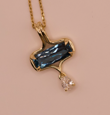 9ct Gold & Topaz London Blue Lab Grown Diamond